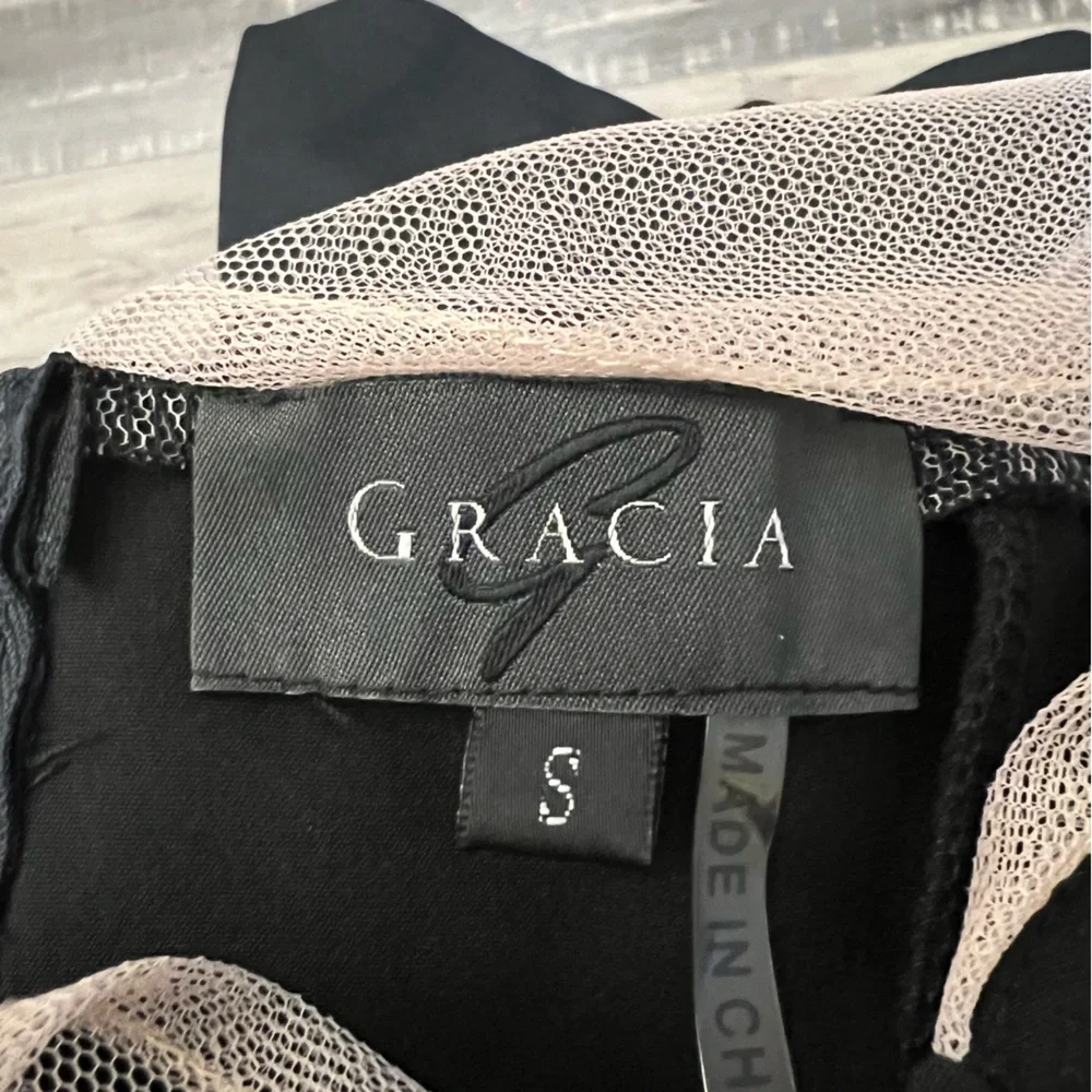 Gracia Black mini Dress with corset style top and Tulle Sleeves size S - Picture 5 of 7